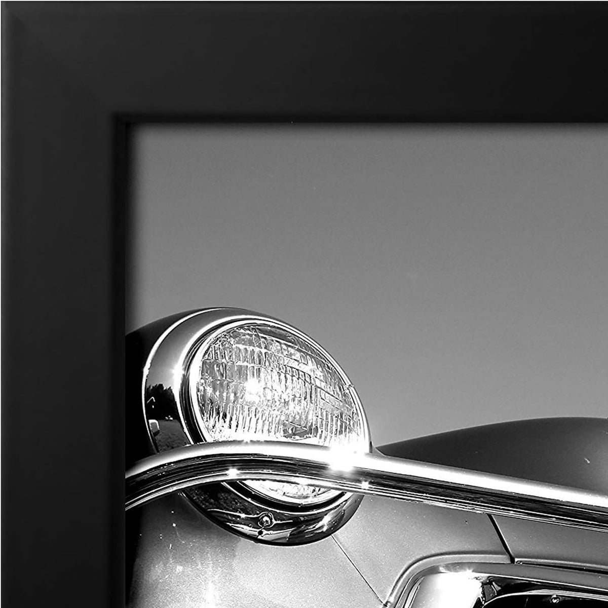 18x24 Poster Frame In Black With Polished Plexiglass And Wide Molding